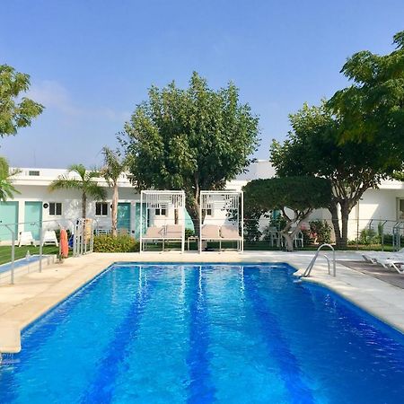 Hostal Las Cumbres Conil De La Frontera Dış mekan fotoğraf