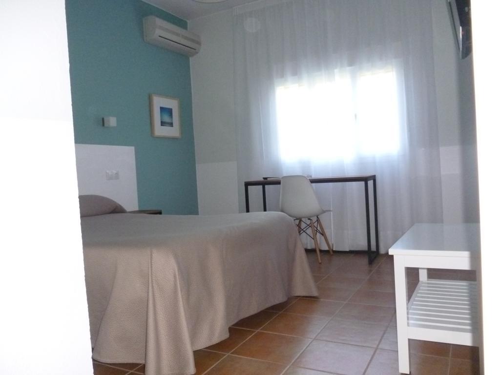 Hostal Las Cumbres Conil De La Frontera Dış mekan fotoğraf