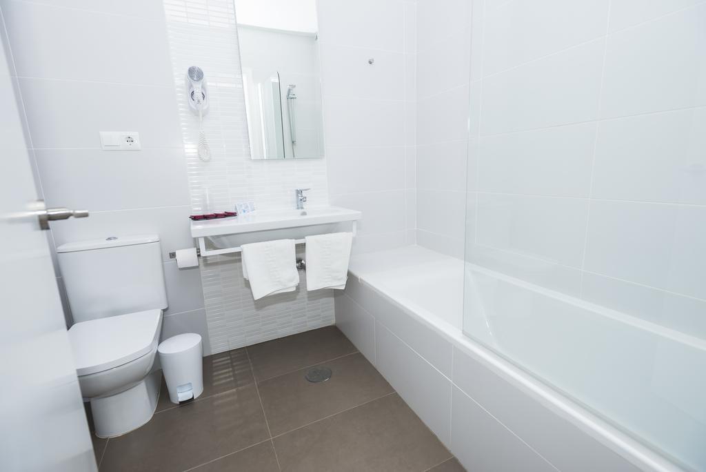 Hostal Las Cumbres Conil De La Frontera Dış mekan fotoğraf
