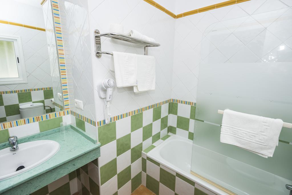 Hostal Las Cumbres Conil De La Frontera Dış mekan fotoğraf