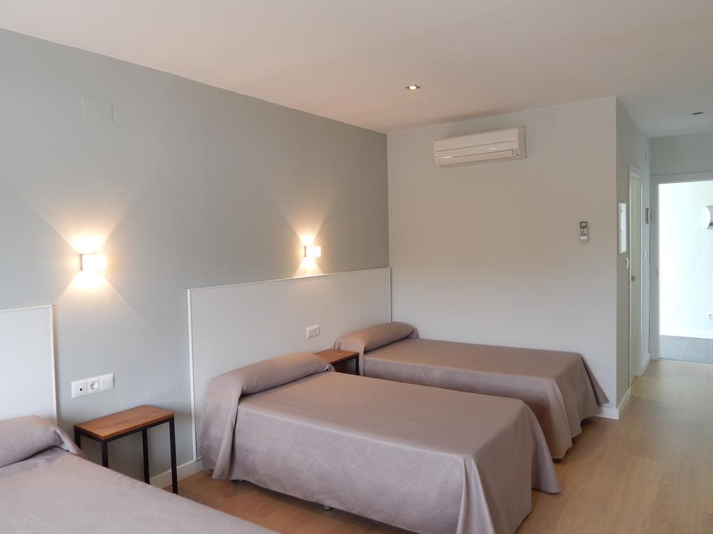 Hostal Las Cumbres Conil De La Frontera Oda fotoğraf
