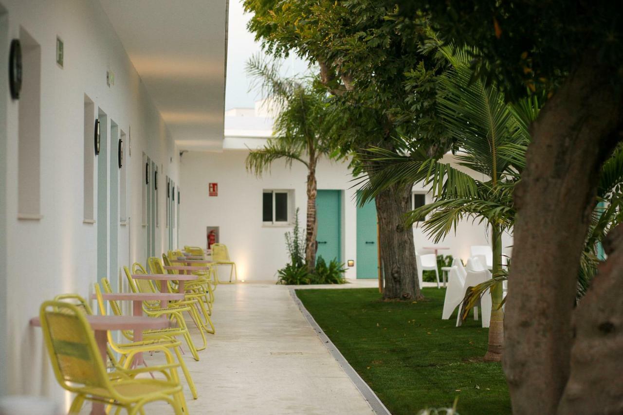 Hostal Las Cumbres Conil De La Frontera Dış mekan fotoğraf