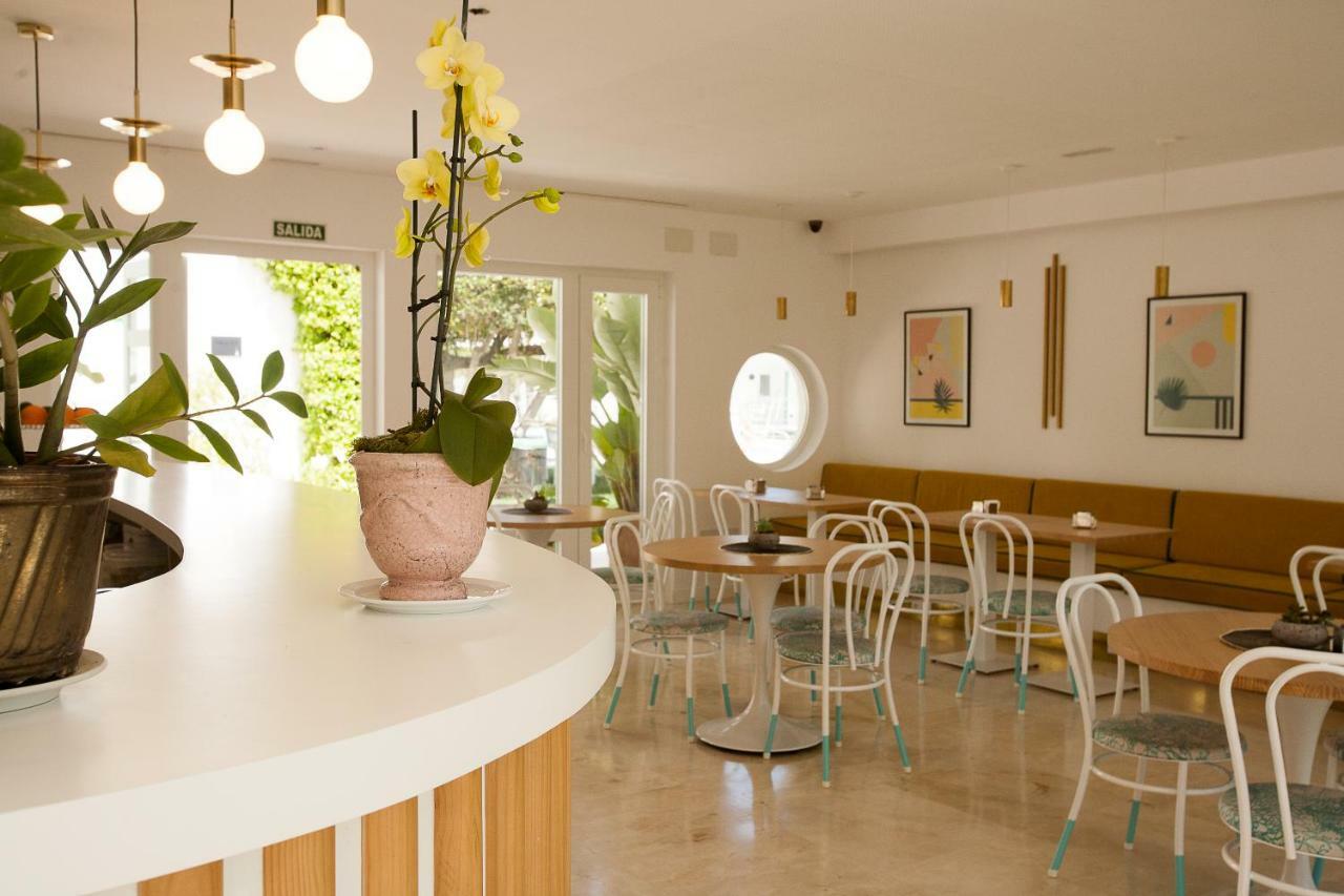 Hostal Las Cumbres Conil De La Frontera Dış mekan fotoğraf