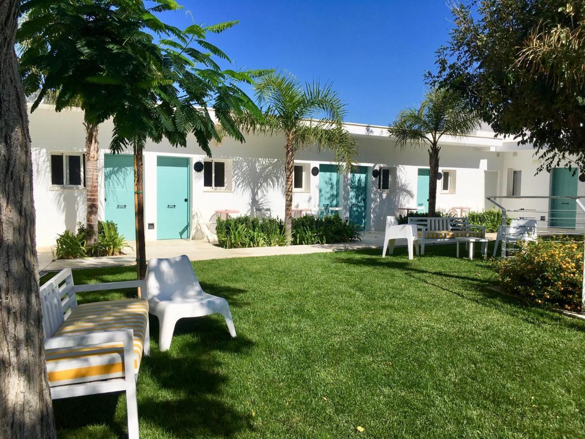 Hostal Las Cumbres Conil De La Frontera Dış mekan fotoğraf